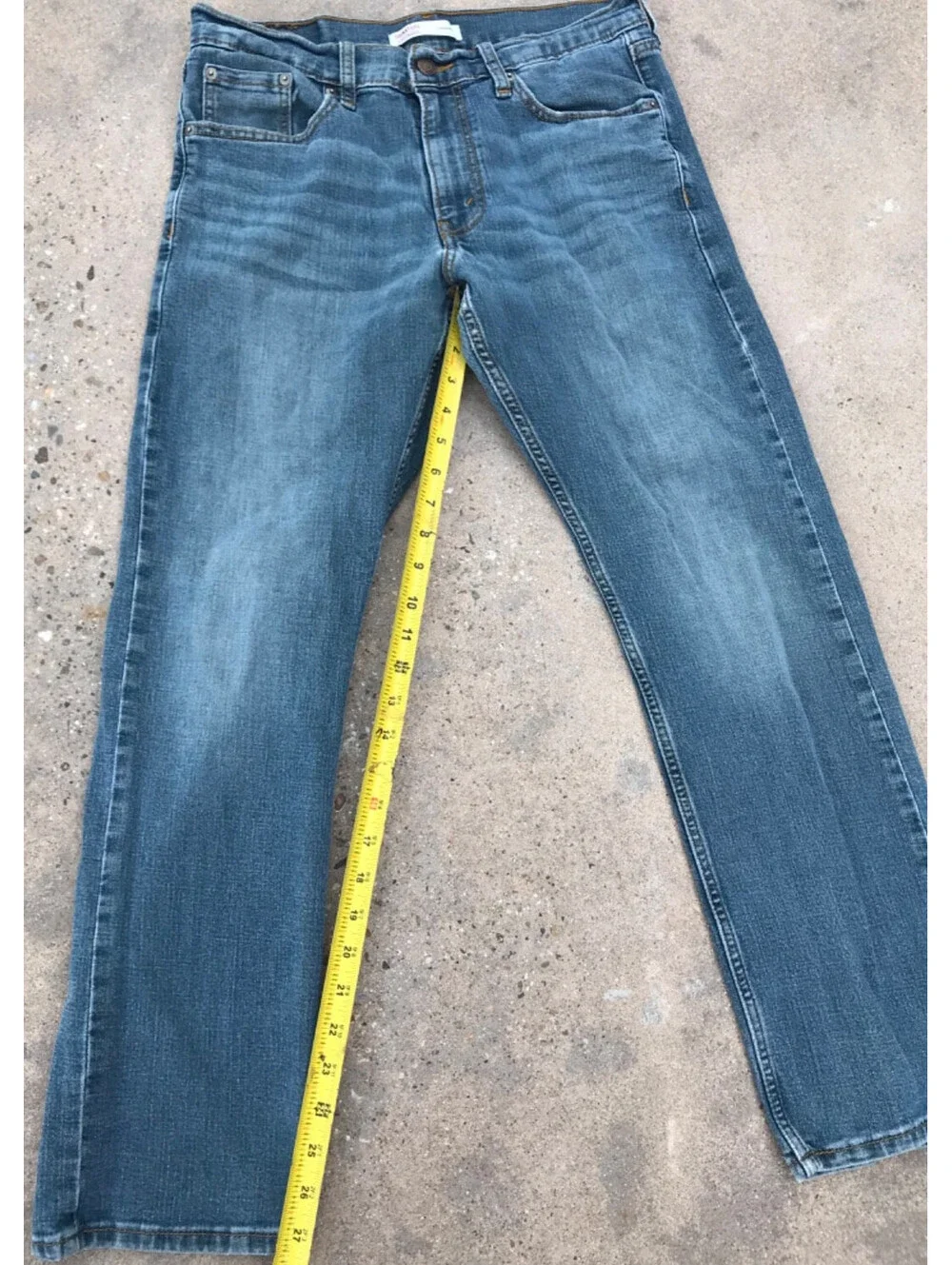 Levis Signature Straight Denim Blue Jeans Mens 30X30 Medium Wash  Faded Thighs